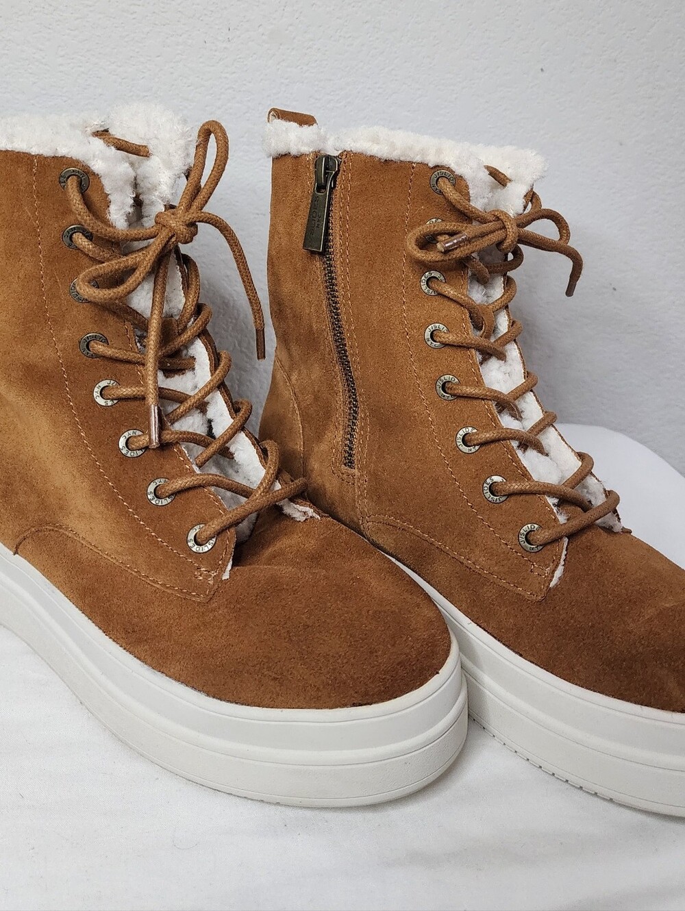 J Slides Women's Suede Faux Fur Side Zip Platform Ankle Boots Size 6.5 US NWOT